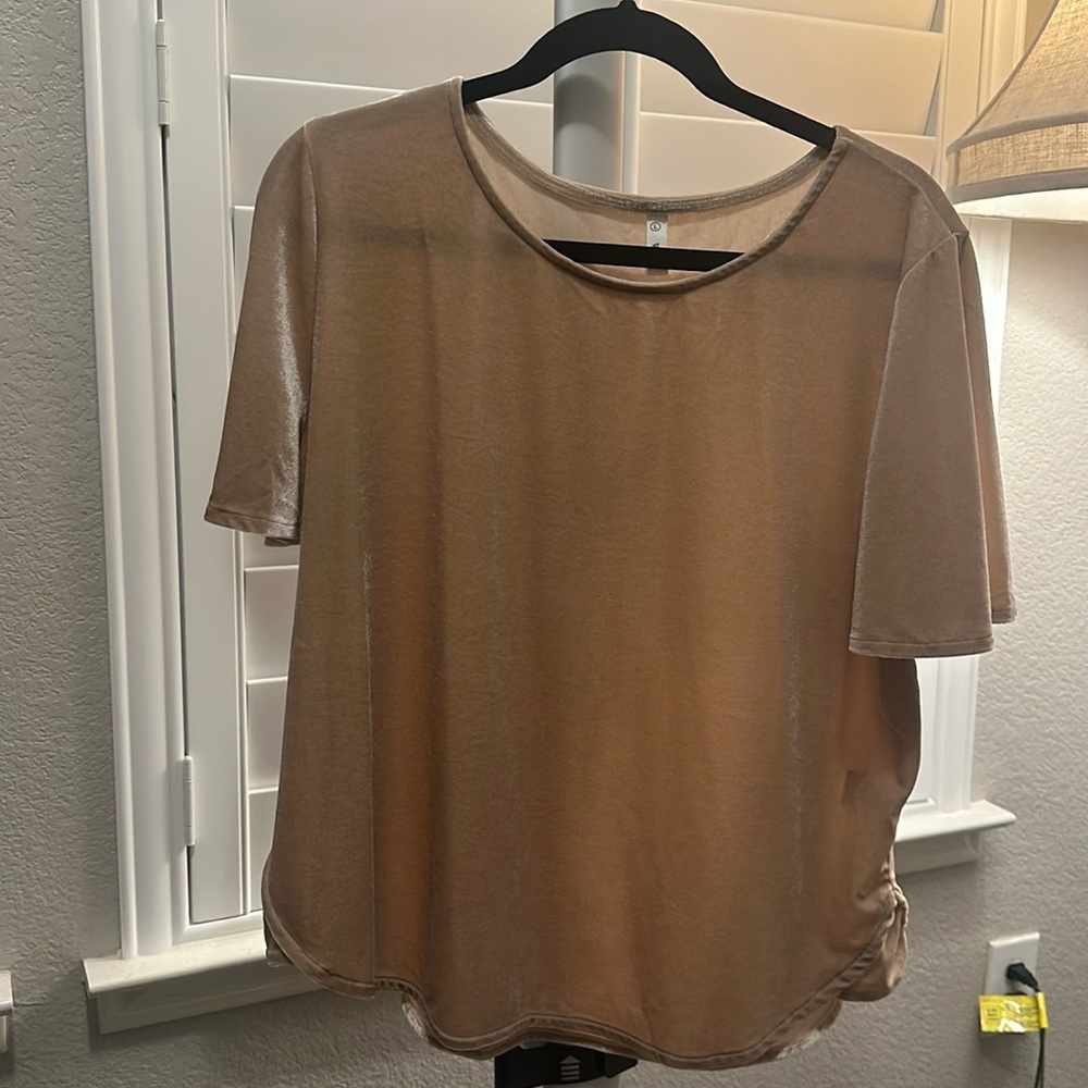 Wishlist crème top